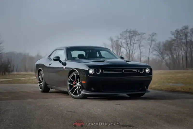 Dodge Challenger к сожалению не продается в России. Можно встретить только б/у пригнанные из США.