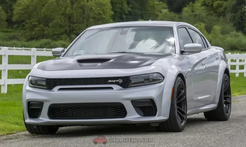 Dodge Charger доступен только под заказ.