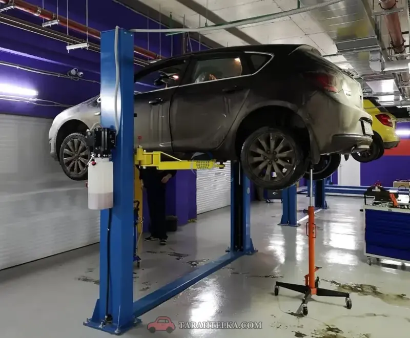 Двухстоечный подъемник для автомобиля