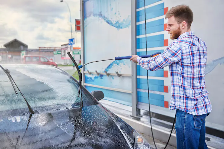 Уход за автостеклом